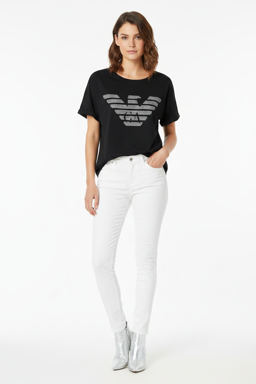 Emporio Armani T-Shirt Donna Logo Silver Eagle Black con modella