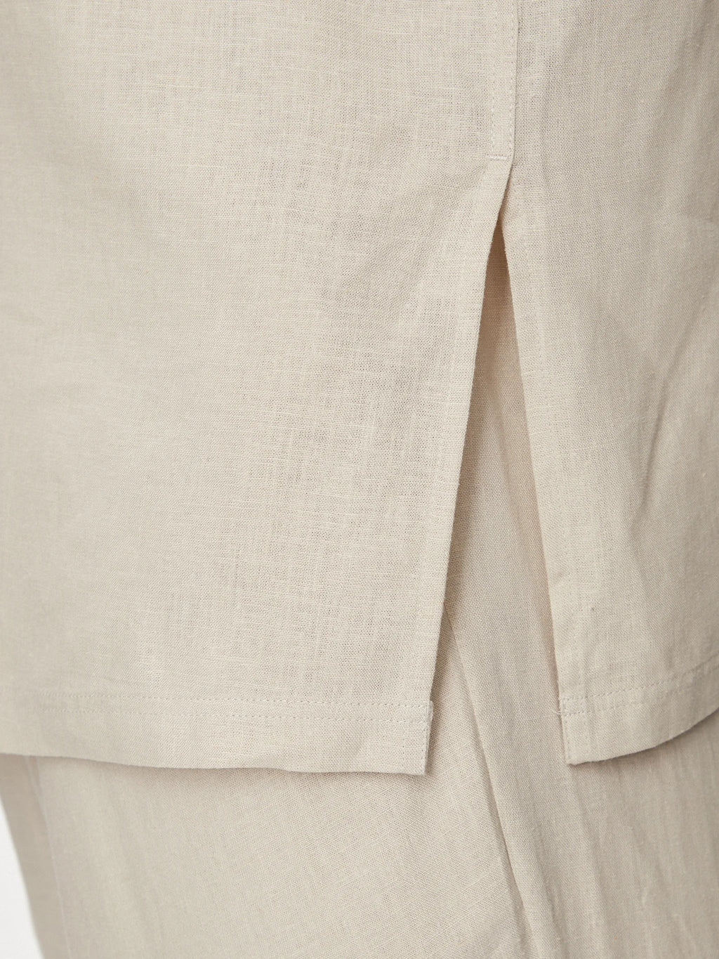 Emporio Armani – Camicia Uomo a Maniche Corte in Misto Lino Beige/Corda