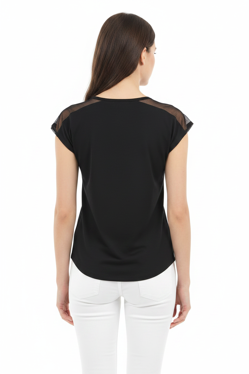 Fila Alexa Tee Nero - Retro Modella Sfondo Bianco