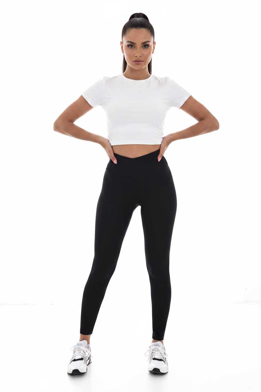 Guess Active Leggings Nero con modella frontale