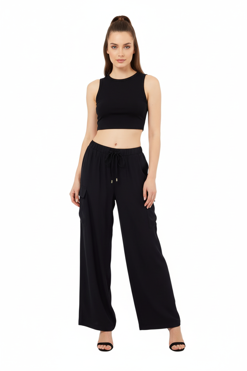 Liu Jo Pantalone Palazzo VA6034T2920 – Modella intera sfondo bianco