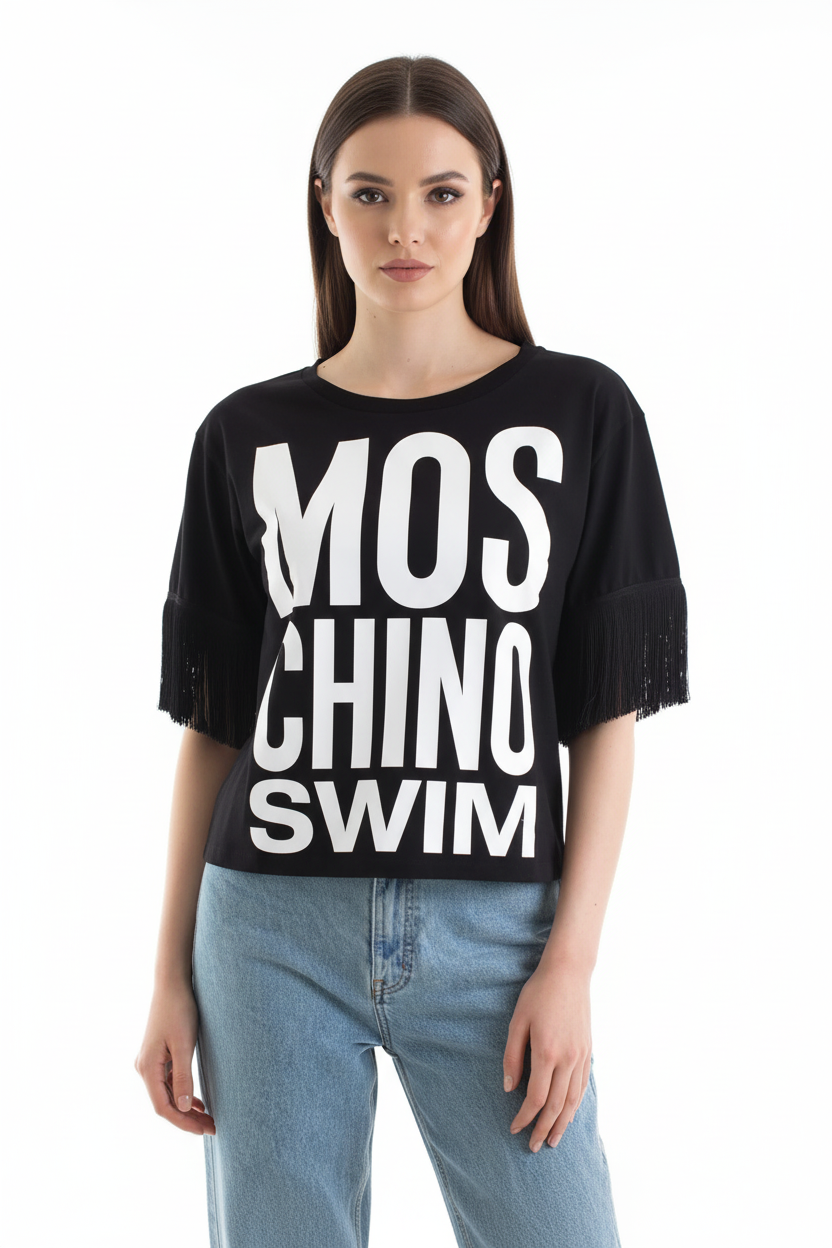 Moschino Swim T-shirt con modella