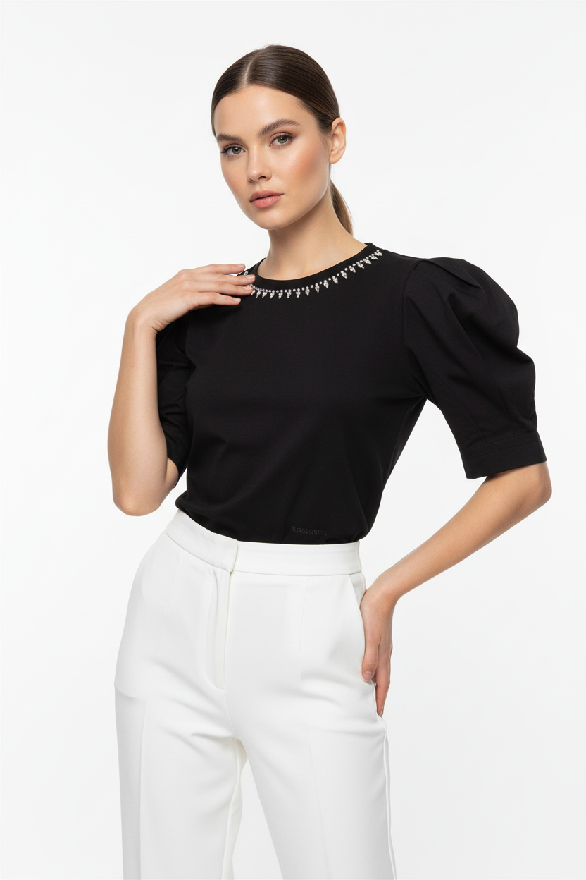 Nosecrets T-shirt Nera con Maniche a Palloncino